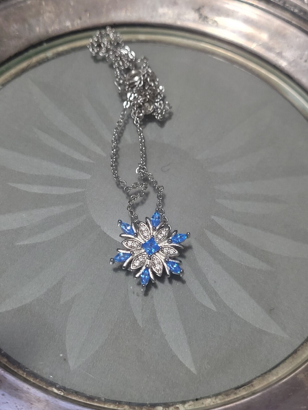 Sterling Silver Snowflake Pendant Necklace with Blue Stones - Women Jewelry